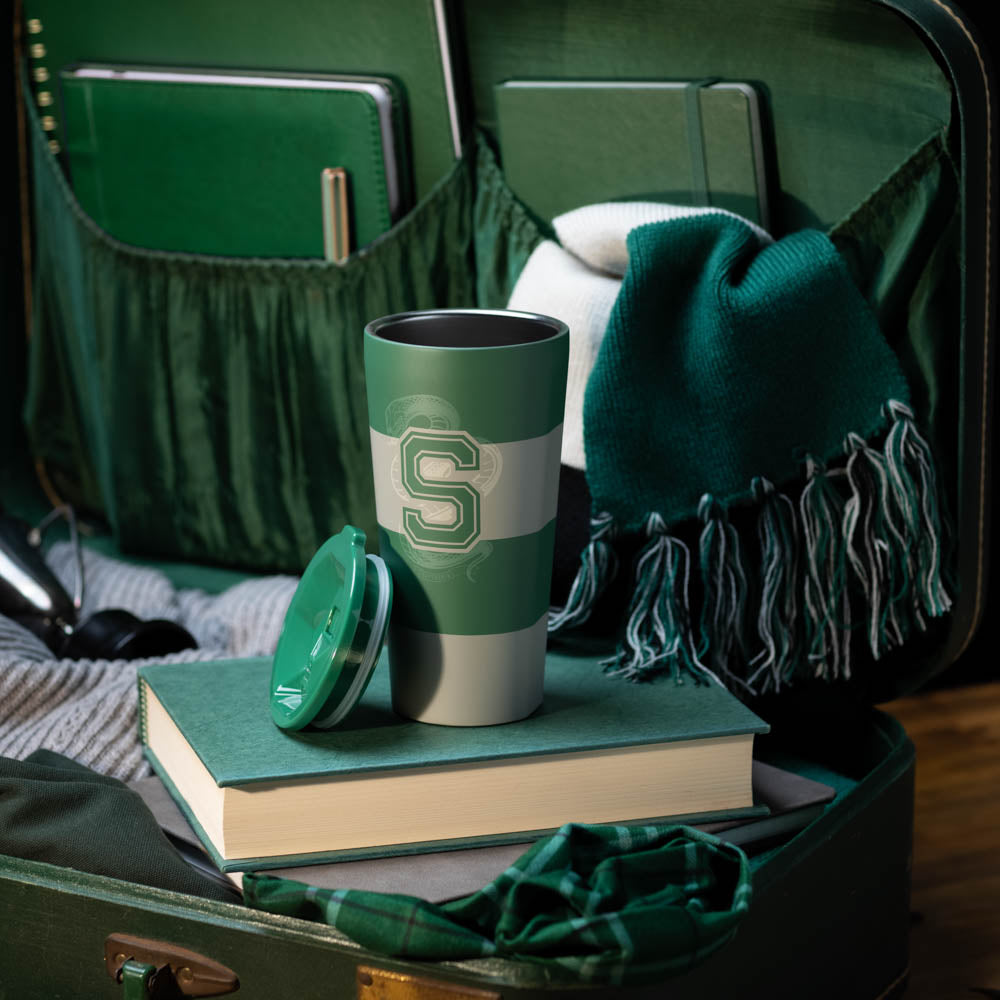 harry-potter-tumbler-n1 84ce9e4c9c5c--HarryPotter-Slytherin-4.jpg
